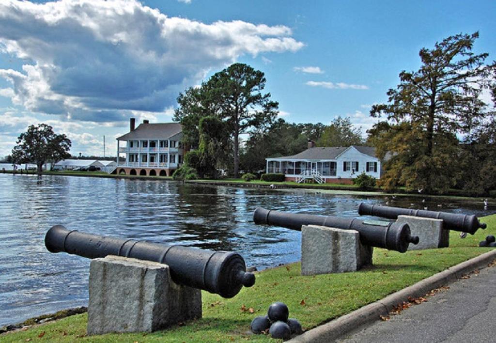 The Edenton Collection-The Granville Queen Inn Extérieur photo